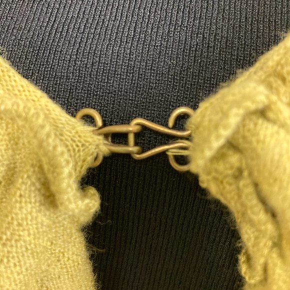 Anthro Guinevere Settling Petals Merino Cardigan - Picture 9 of 12